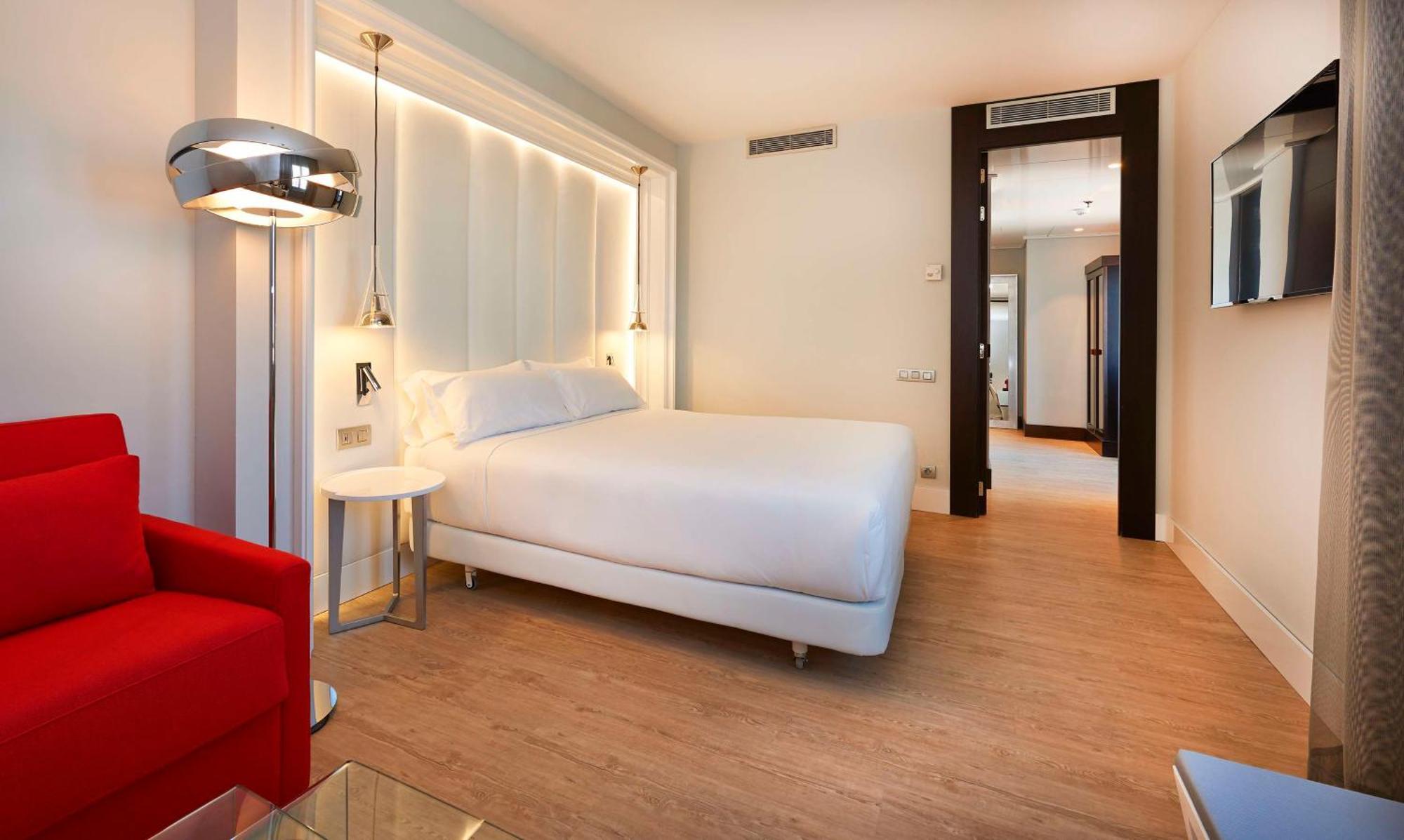 Nh コレクション バルセロナ グラン ホテル カルデロン エクステリア 写真 A room at the hotel